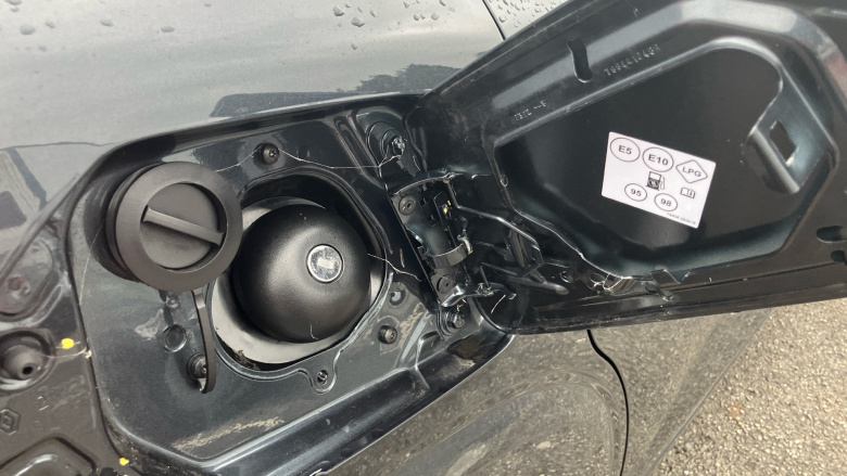 Dacia Sandero 1.0 TCe Essential 5dr Bi Fuel Hatchback